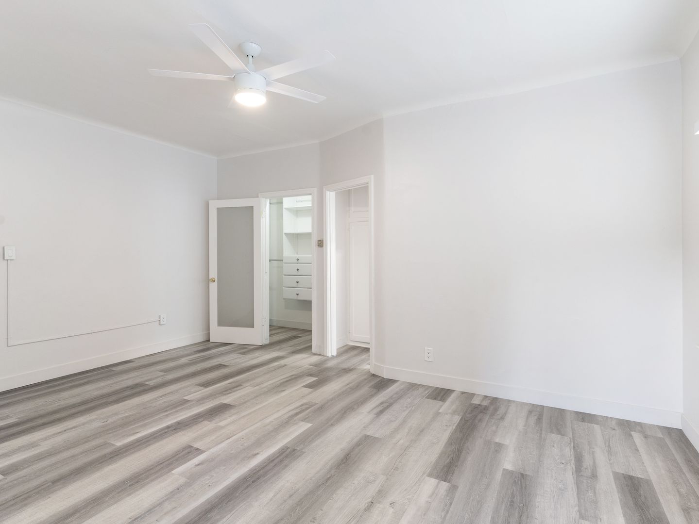 Long Beach Apartment: 608 W 6th Street