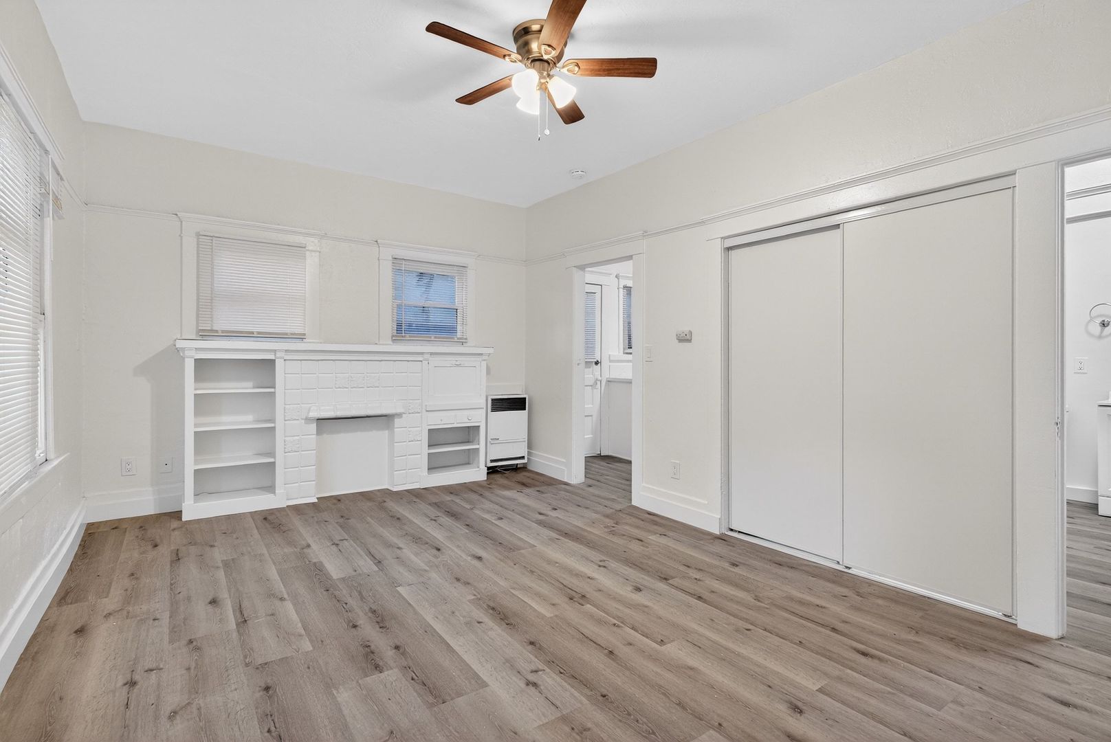 Long Beach Apartment: 1049 E 5th Street