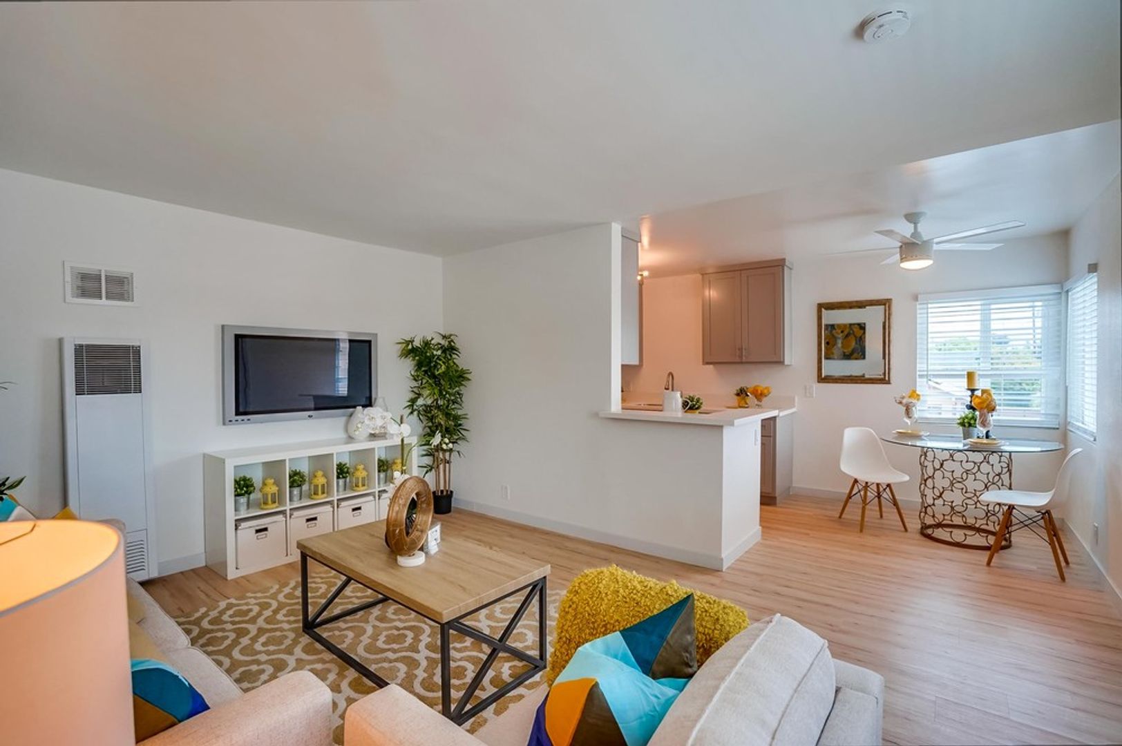 Long Beach Apartment: 359 East Esther Street