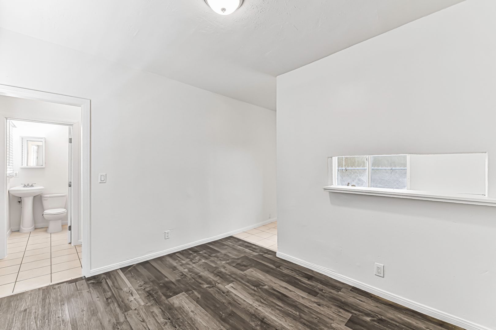 Long Beach Apartment: 908 Martin Luther King Jr