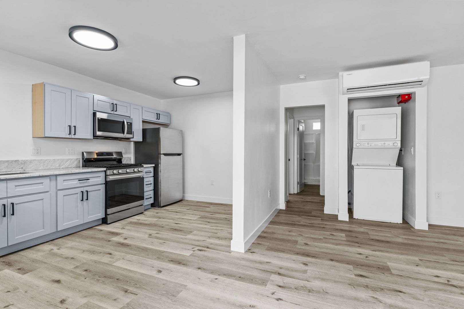 Lawndale Apartment: 15301 Prairie Avenue