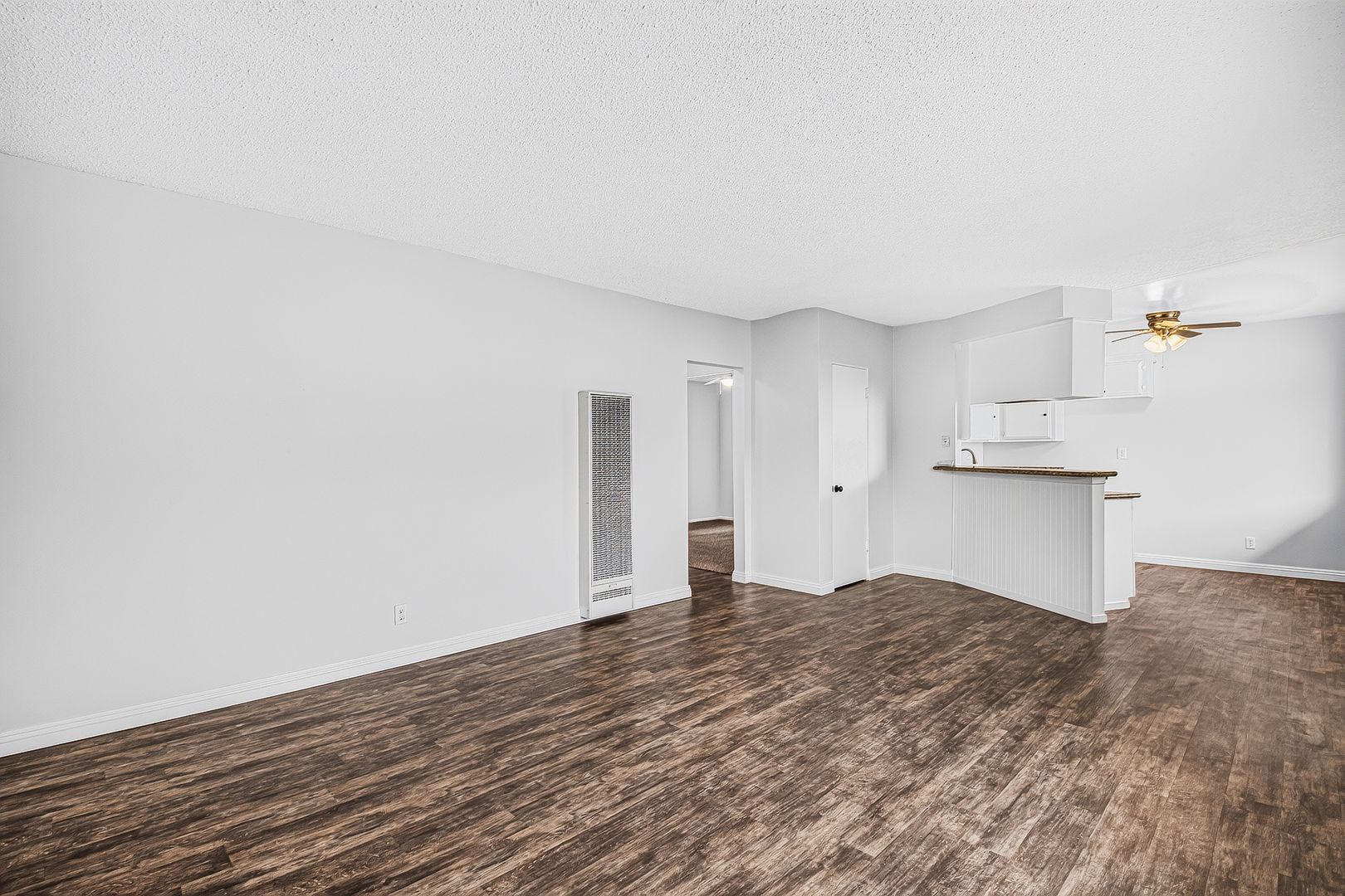 Anaheim Apartment: 147 S Magnolia Avenue