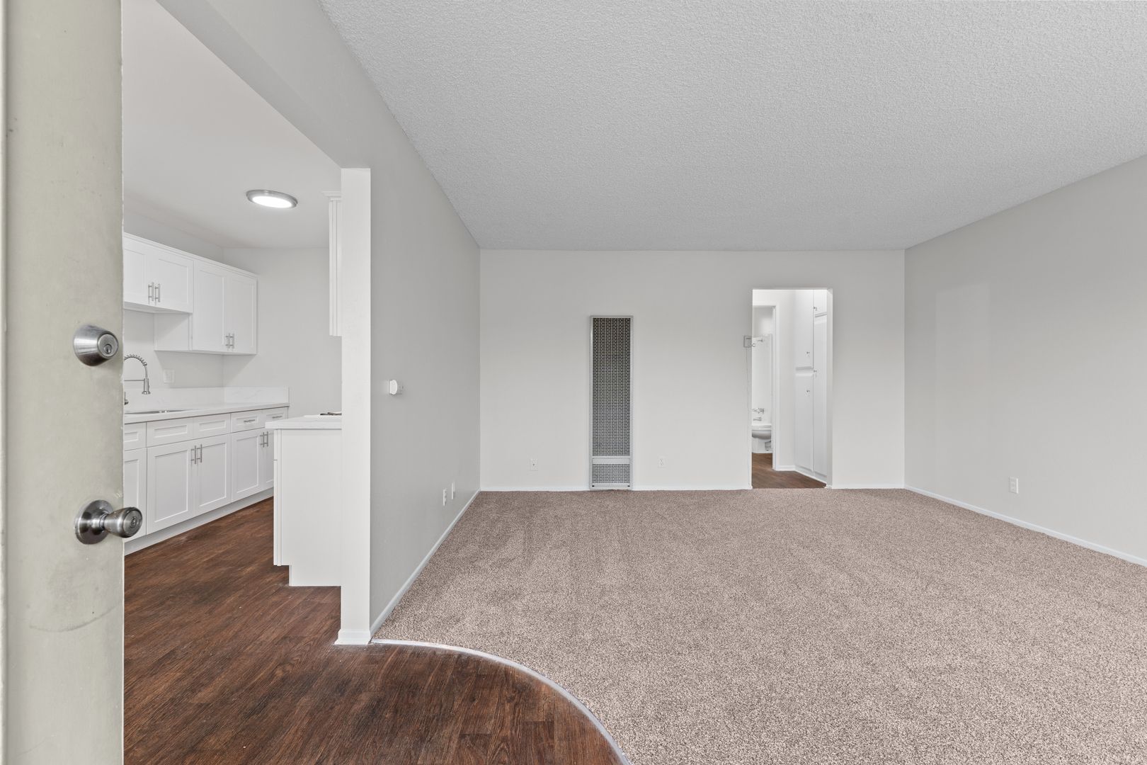 Garden Grove Apartment: 8331 Lampson Avenue