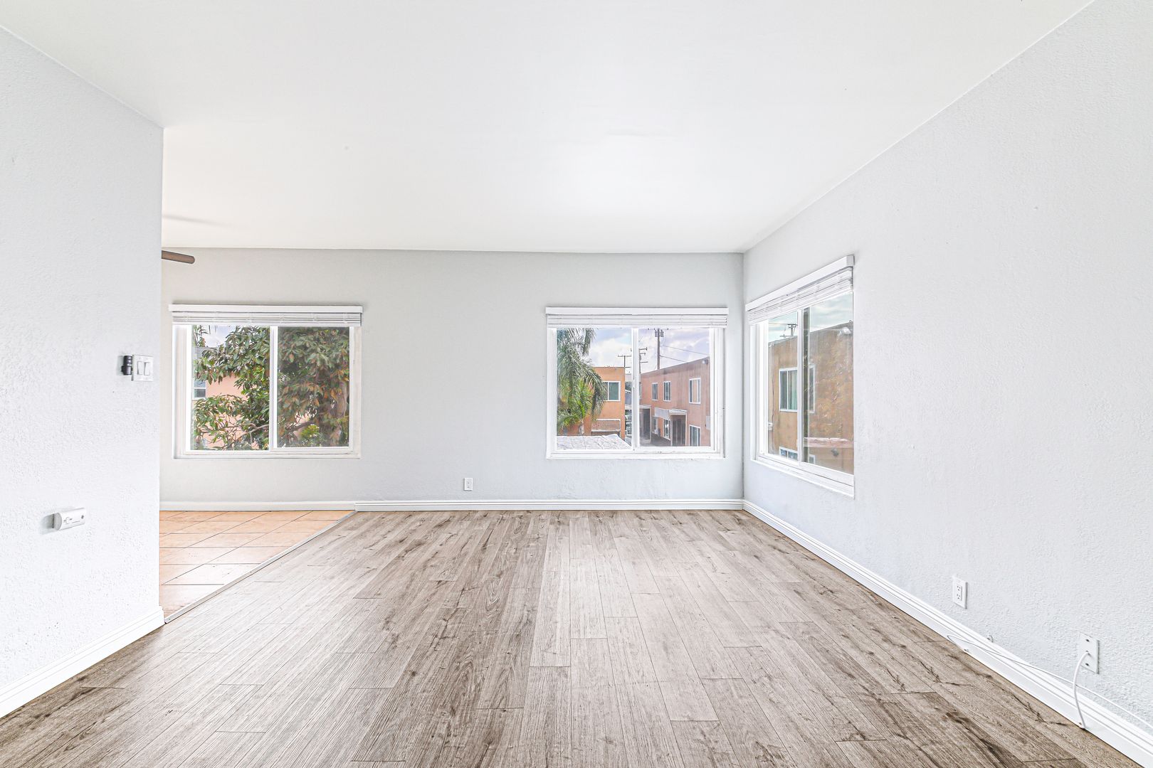 Long Beach Apartment: 731 Orange Avenue