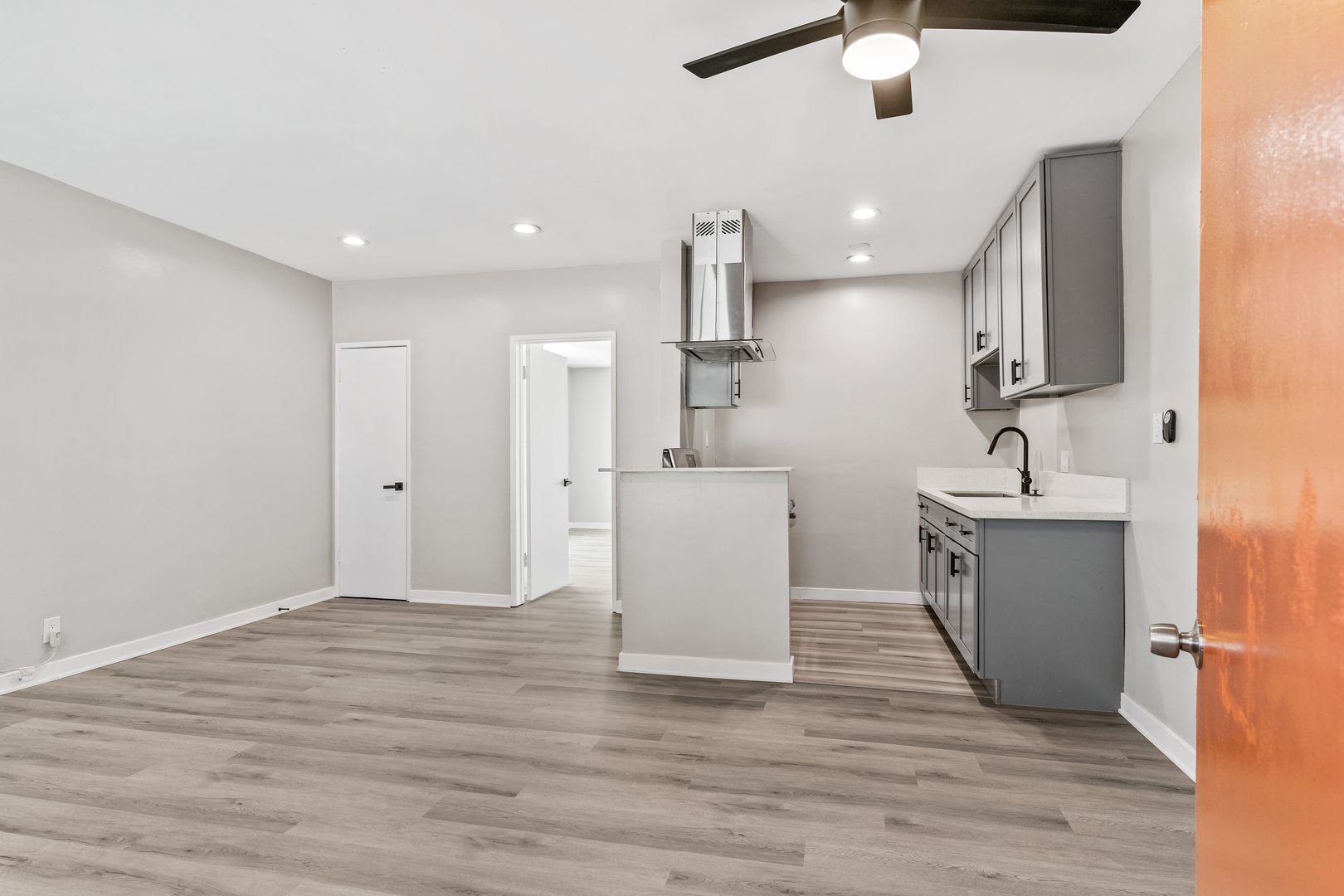 Fullerton Apartment: 1655 West Malvern Avenue