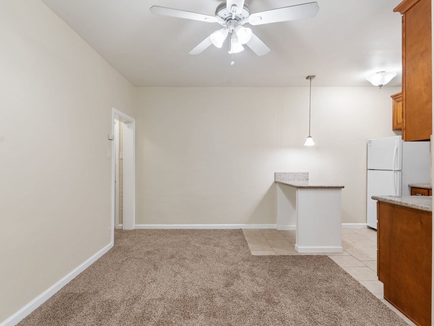 Long Beach Apartment: 1324 Peterson Avenue