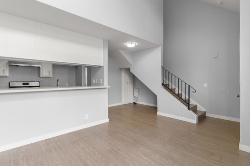 Spacious Two-Story 2 Bedroom with Private Outdoor Space in Long Beach - Available Now – photo 1