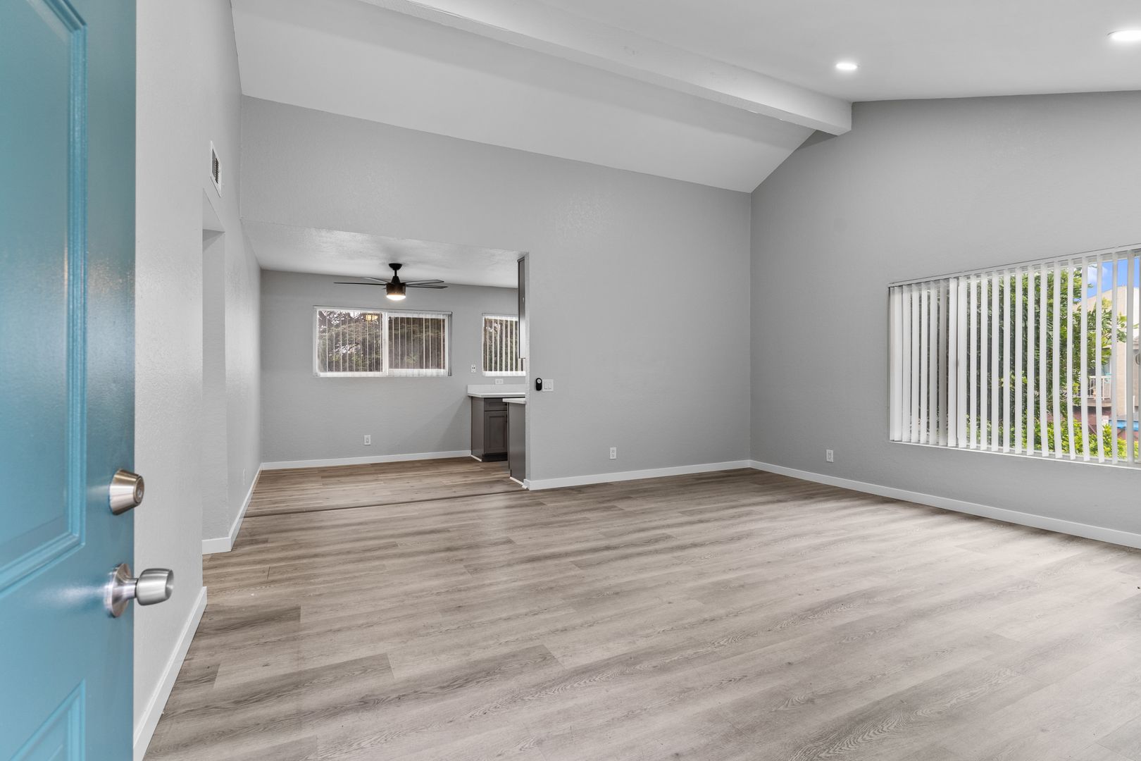 Garden Grove Apartment: 8101 Larson Avenue