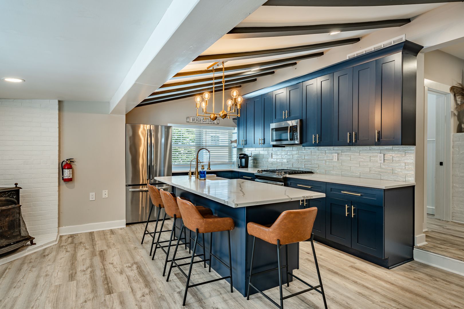 Wildwood Apartment: 5708 Park Blvd