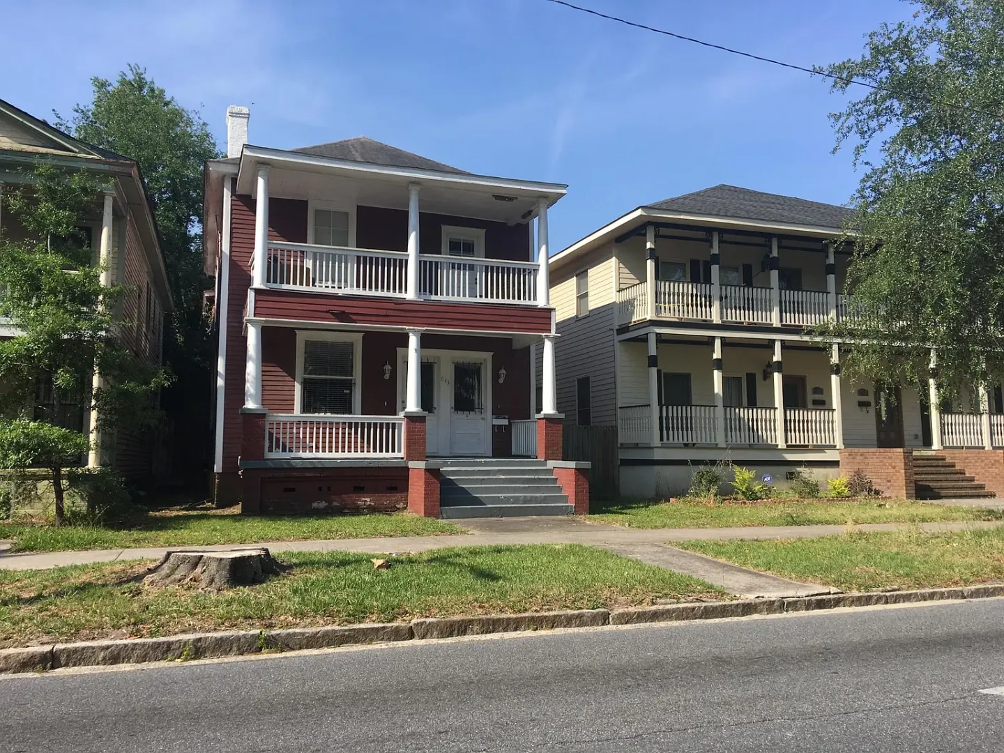Savannah Apartment: 643 E Henry St