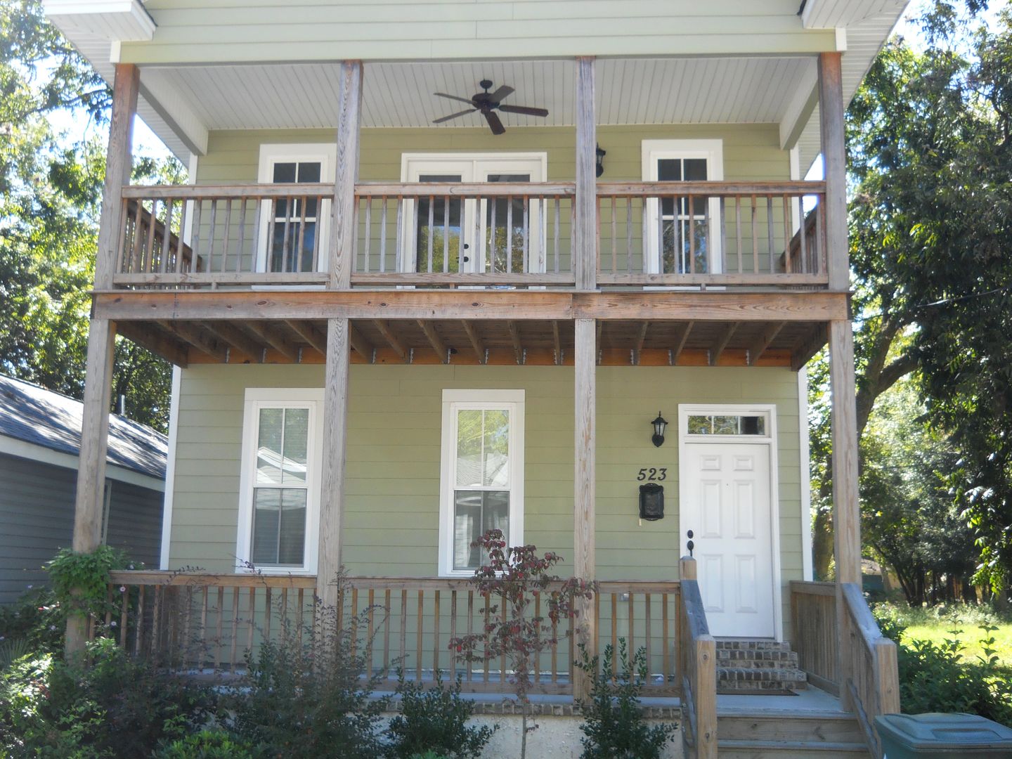 Savannah House: 523 E 31st St