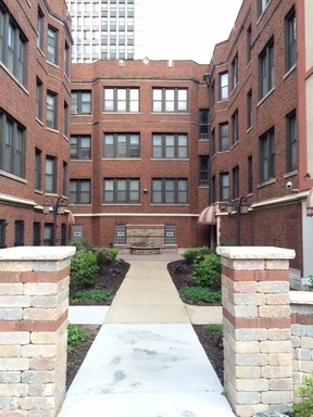 Well Maintained Building - Large, light filled units! – photo 1