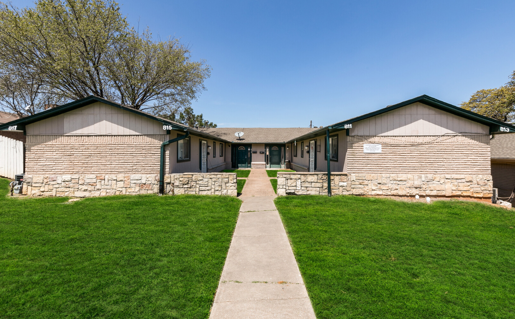 Irving Apartment: 811 Redbird, Unit 811