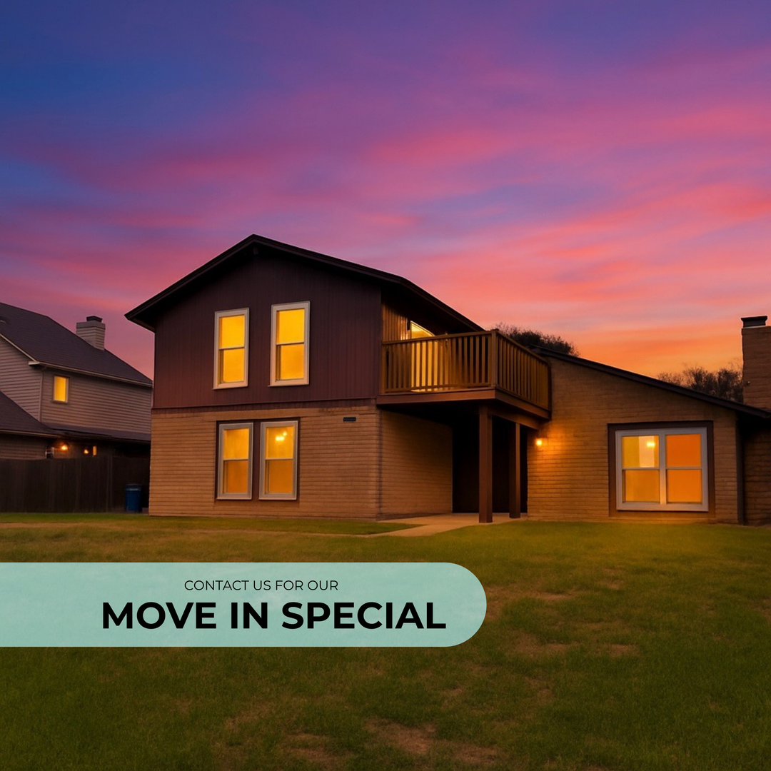 Lakewood Village House: 405 Peninsula Dr.