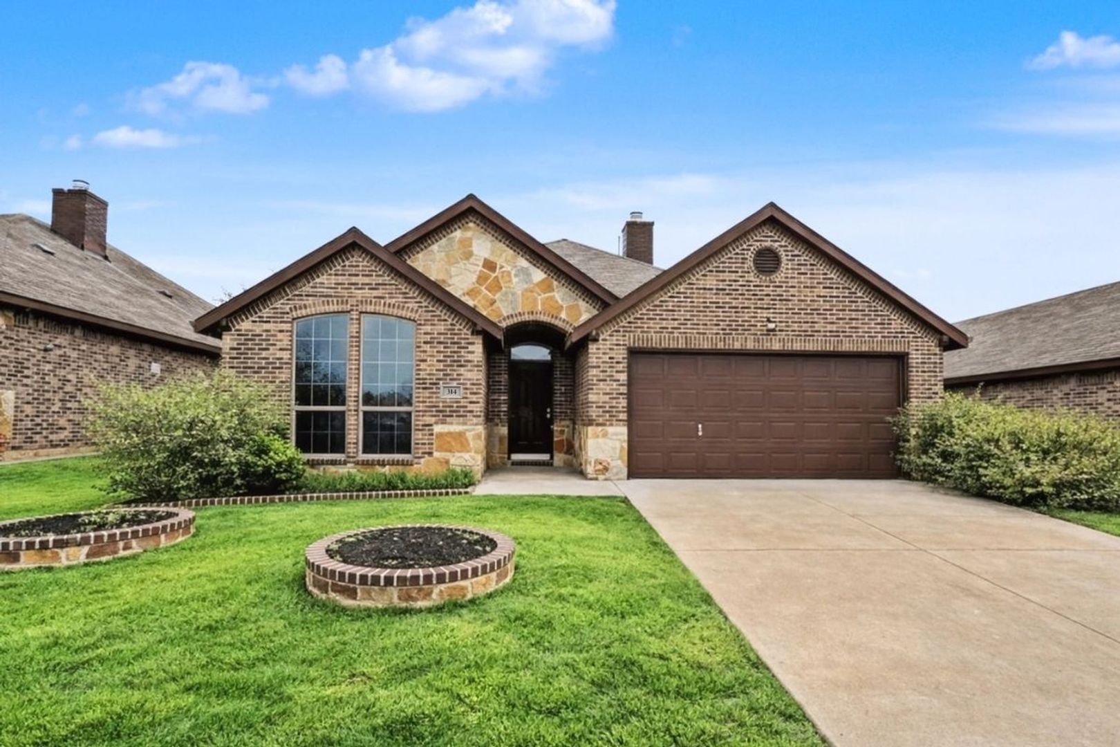 Wilmer House: 314 Rolling Meadow Drive