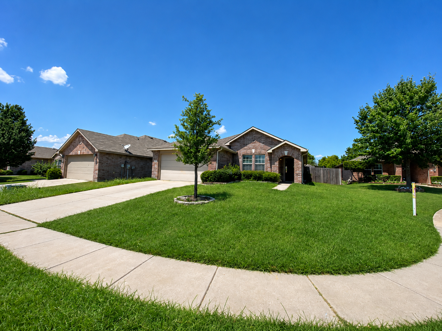 Aubrey House: 1921 Nightingale Dr