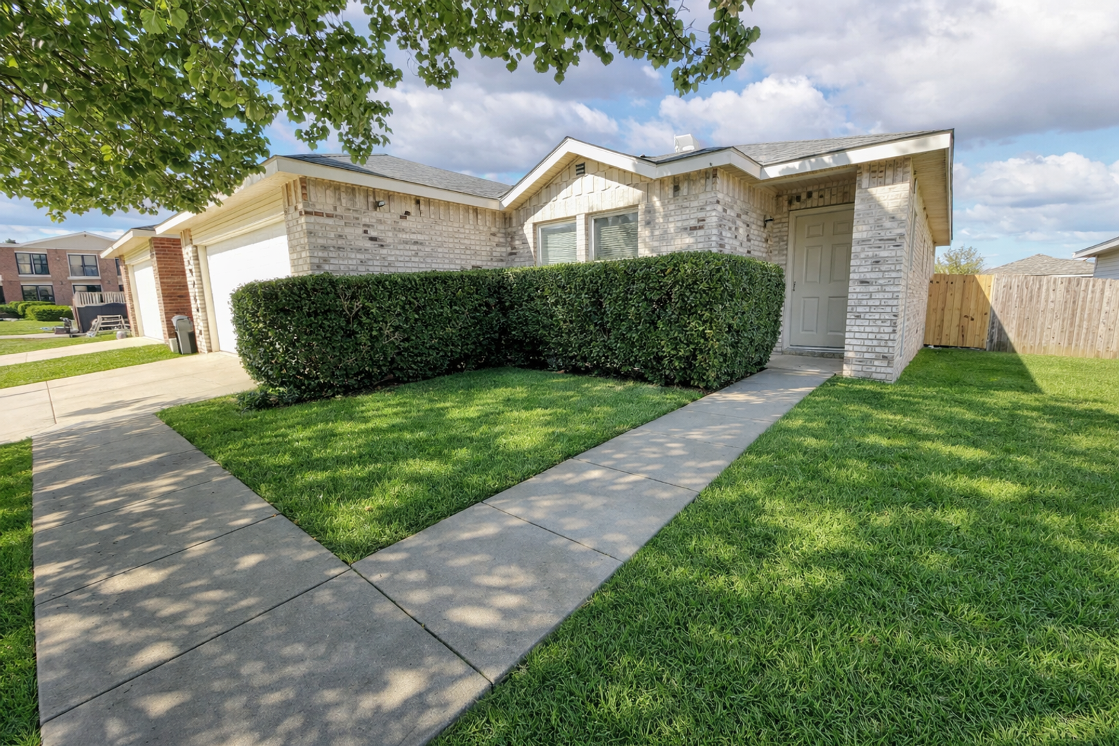 Fort Worth House: 5405 Shiver Rd