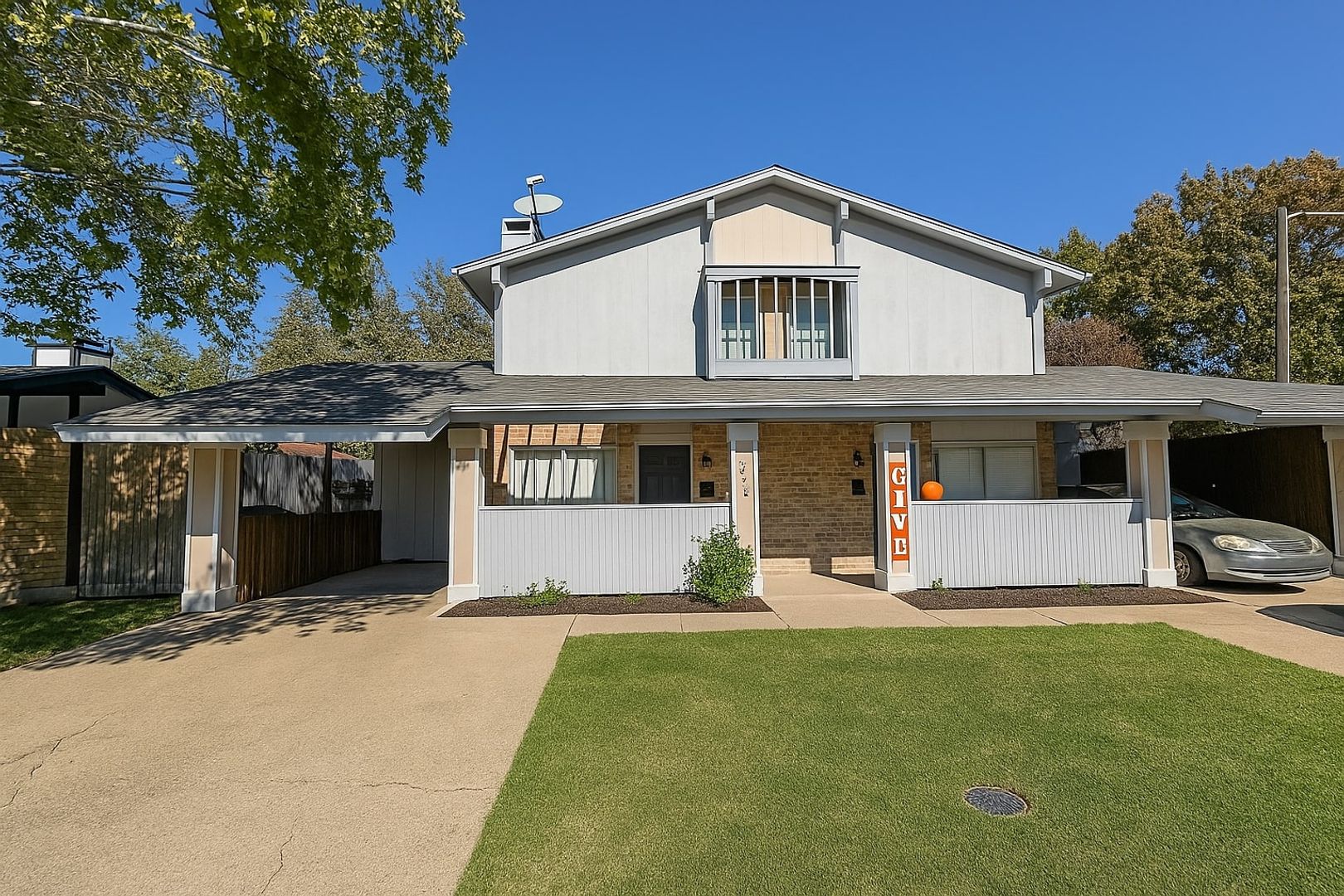 Grand Prairie House: 2625 Santiago Circle