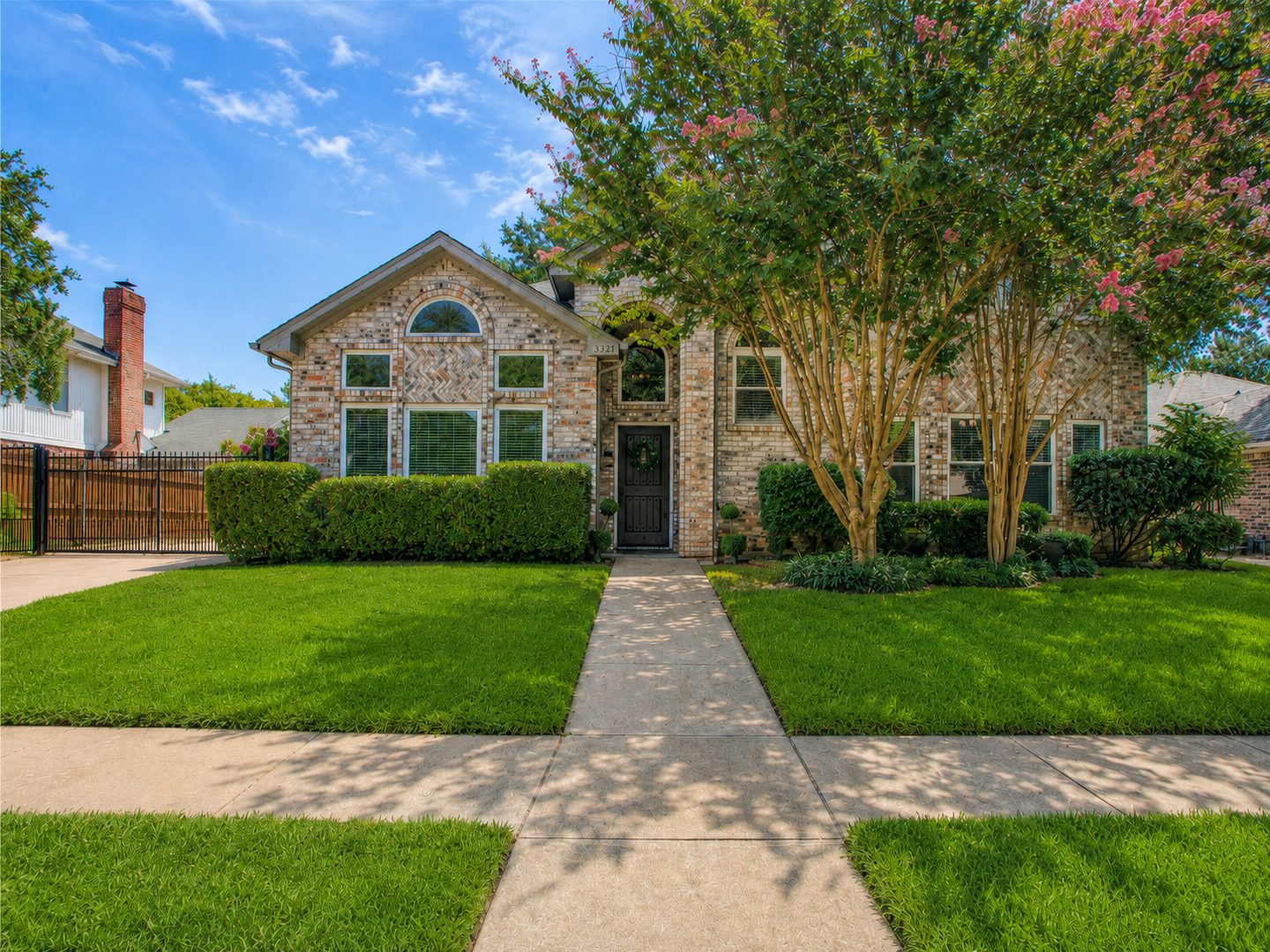 Bedford House: 3321 Hazlewood Ct