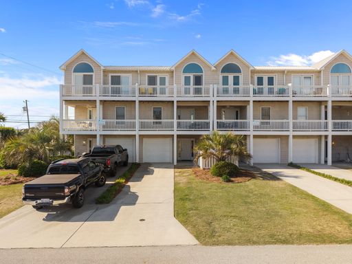 Charmed Away | Furnished 4BR/4BA Coastal Home in Kure Beach – photo 1