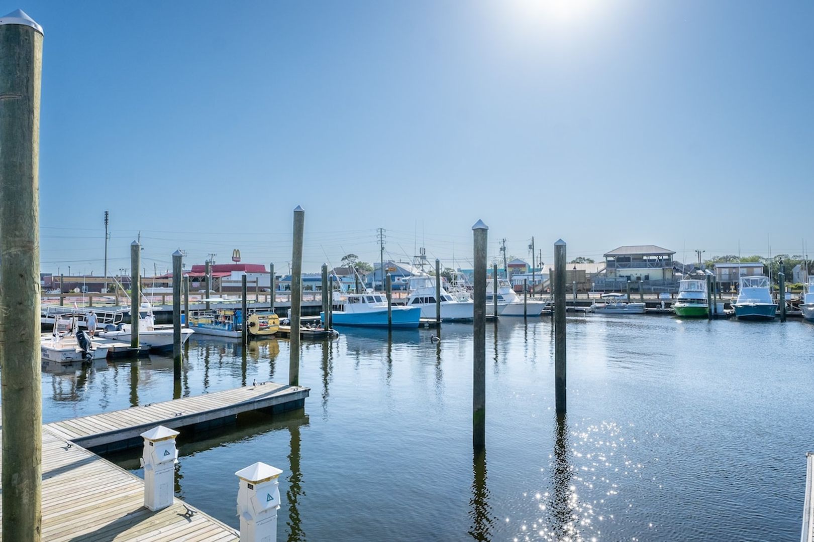 Carolina Beach Condo: 302 Canal Dr