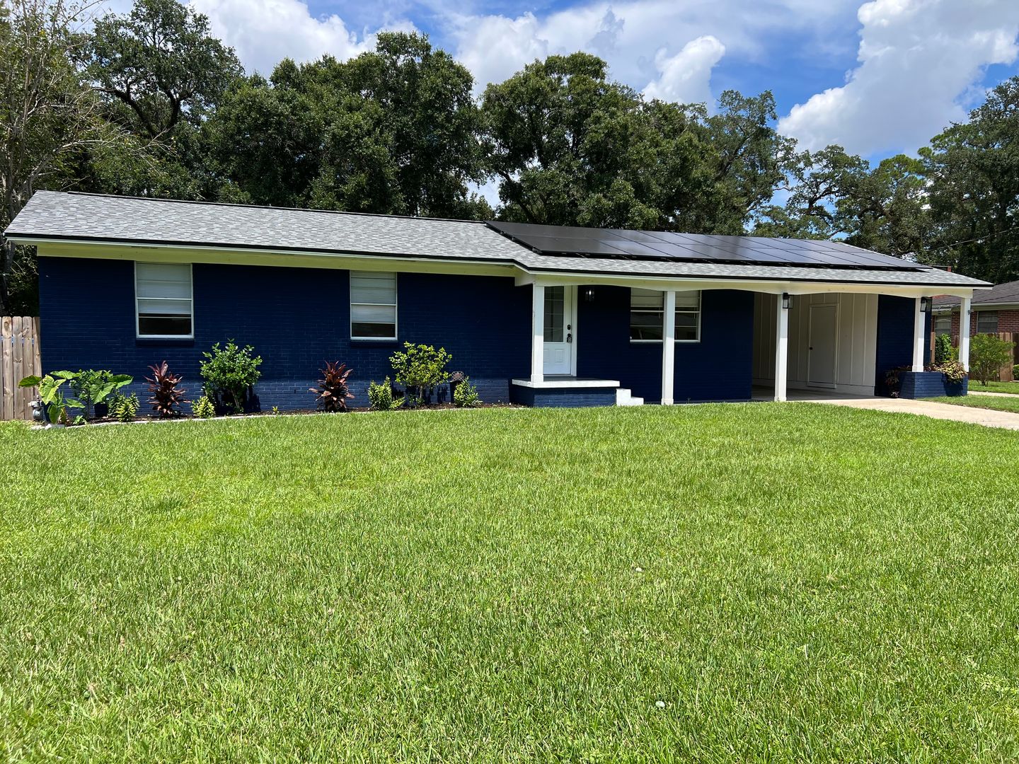 Pensacola House: 5704 Almax Ct