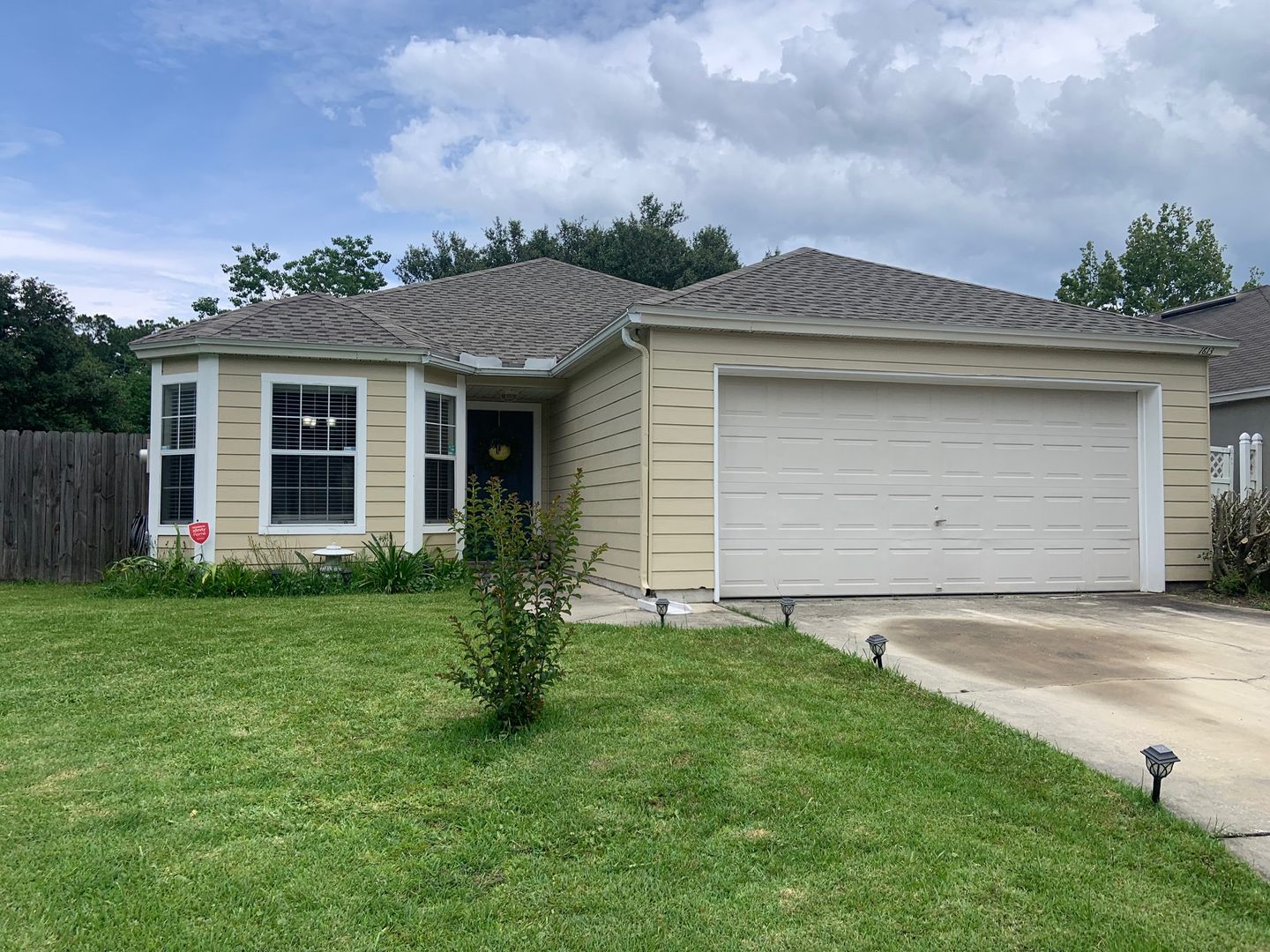 Middleburg House: 1613 Teaberry Drive