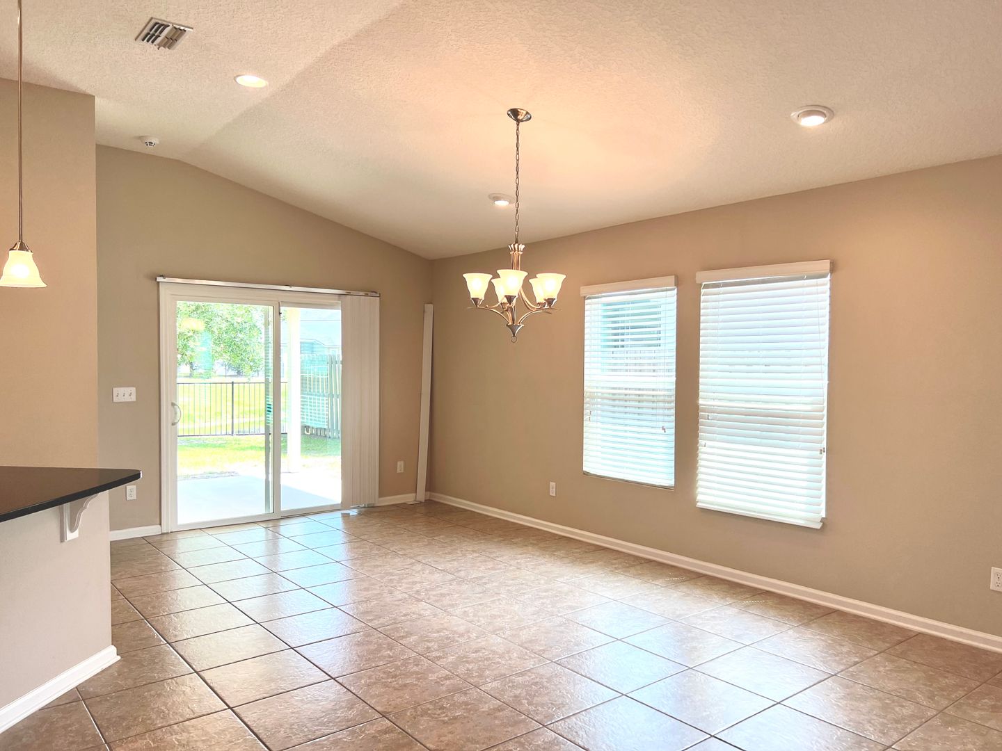 Jacksonville House: 1009 Mayfair Creek Ct.