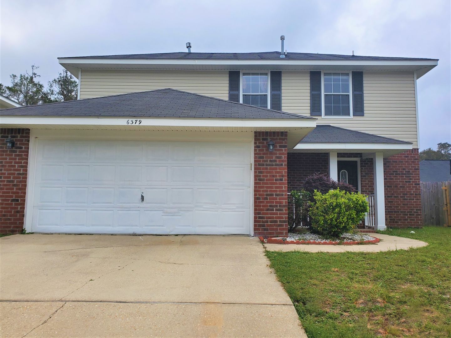 Pensacola House: 6379 Mers Lane