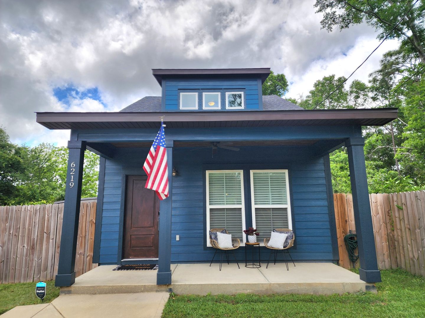 Pensacola House: 6219 Forest Pines Dr