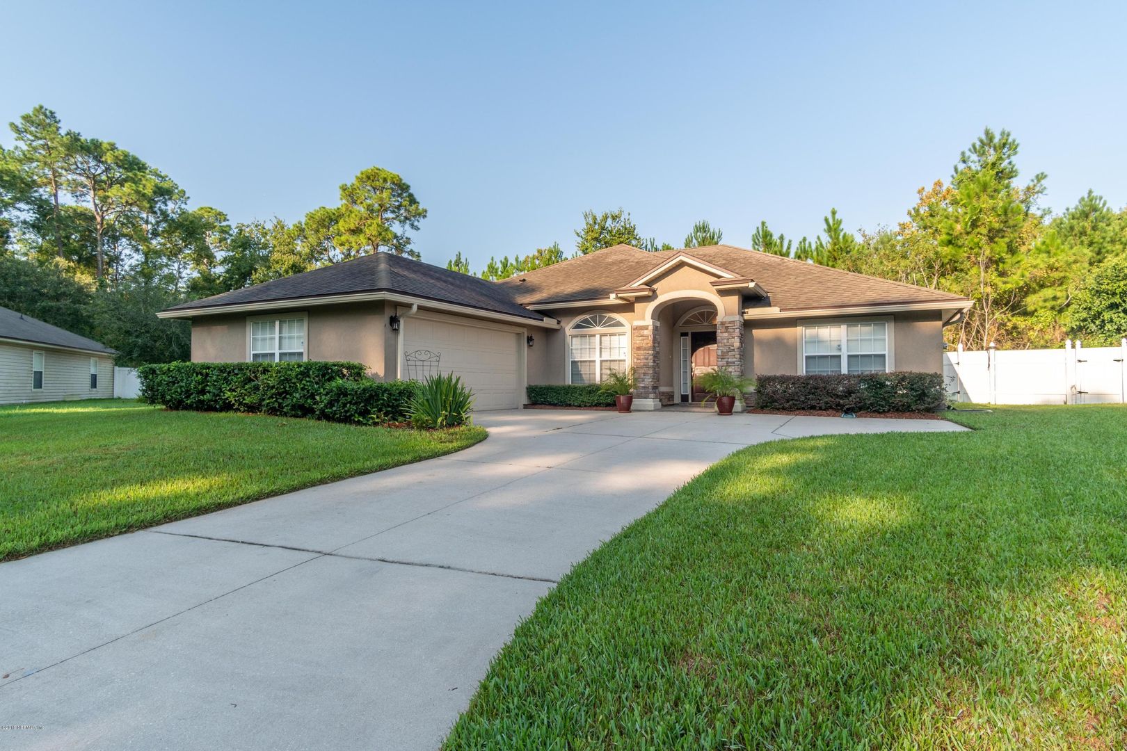 Jacksonville House: 153 Sanwick Dr.