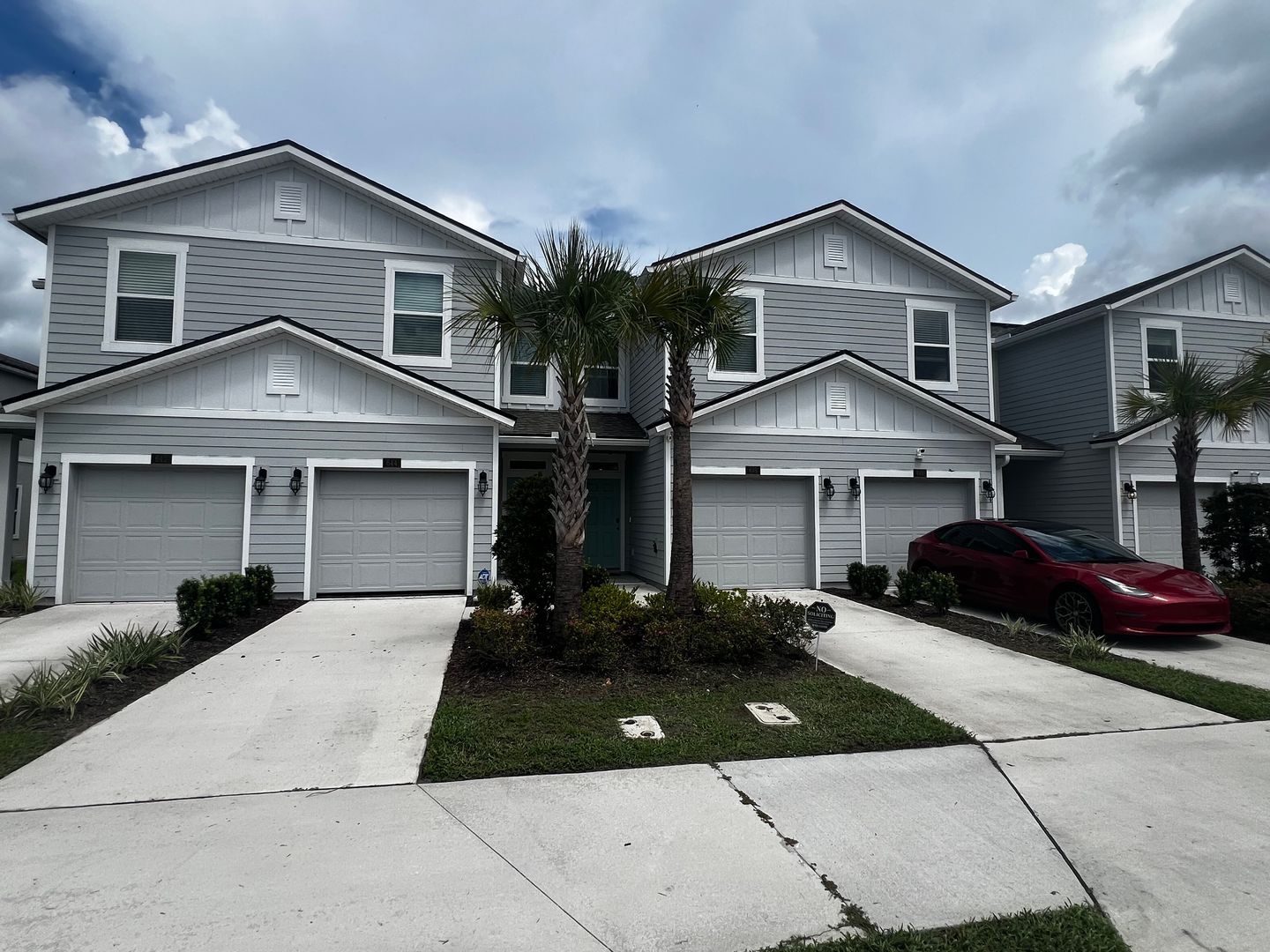 Jacksonville House: 646 Celtic Drive