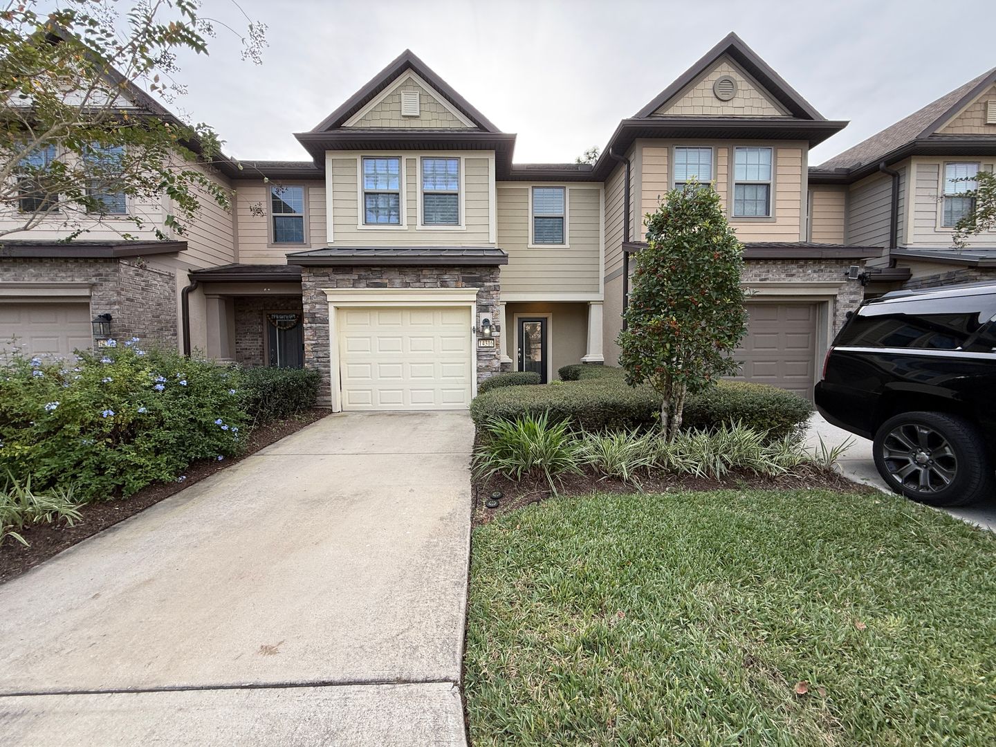 Jacksonville Townhome: 14316 Dovewind Ct