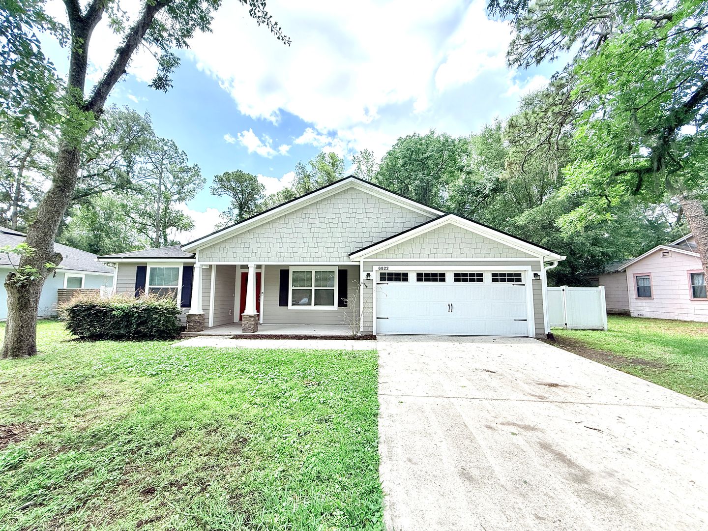 Jacksonville House: 6822 McMullin Street