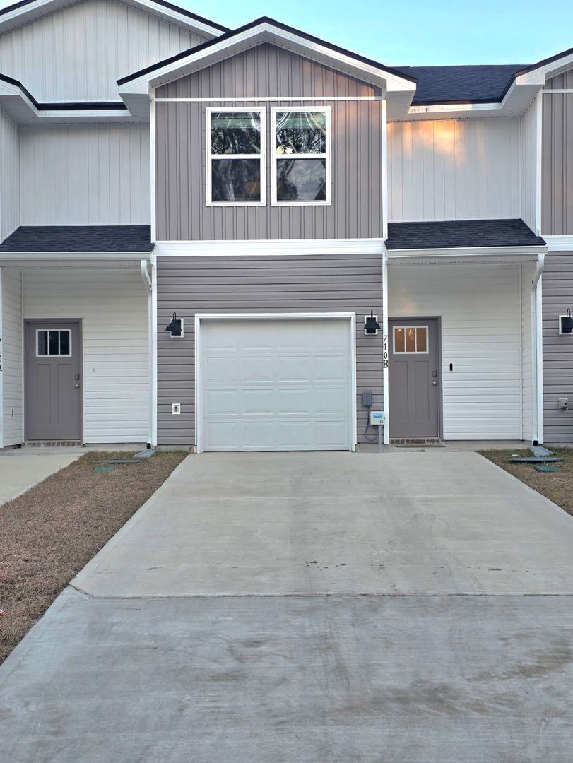 Pensacola House: 710 Giese Lane Unit B