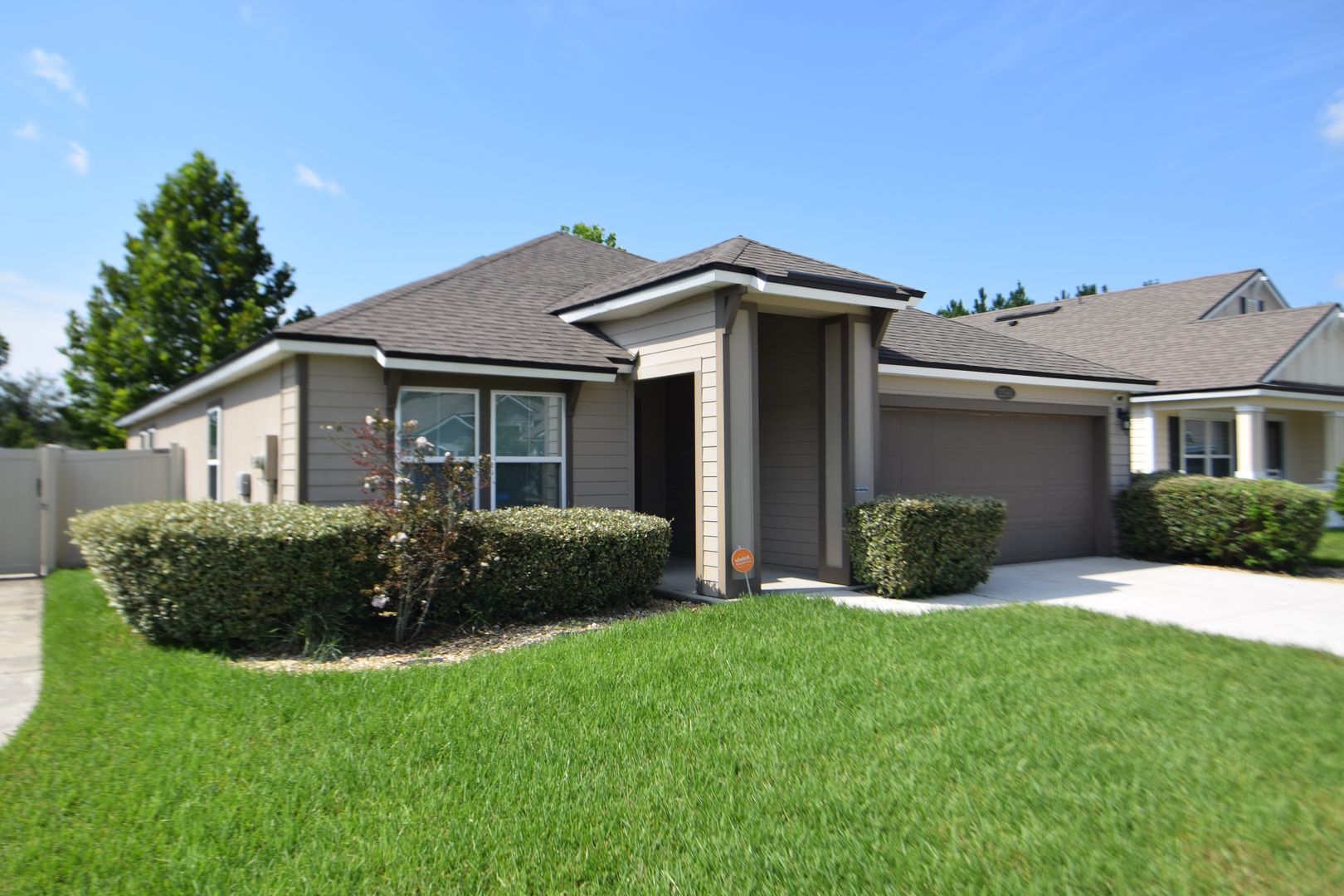 Jacksonville House: 12593 Itani Way