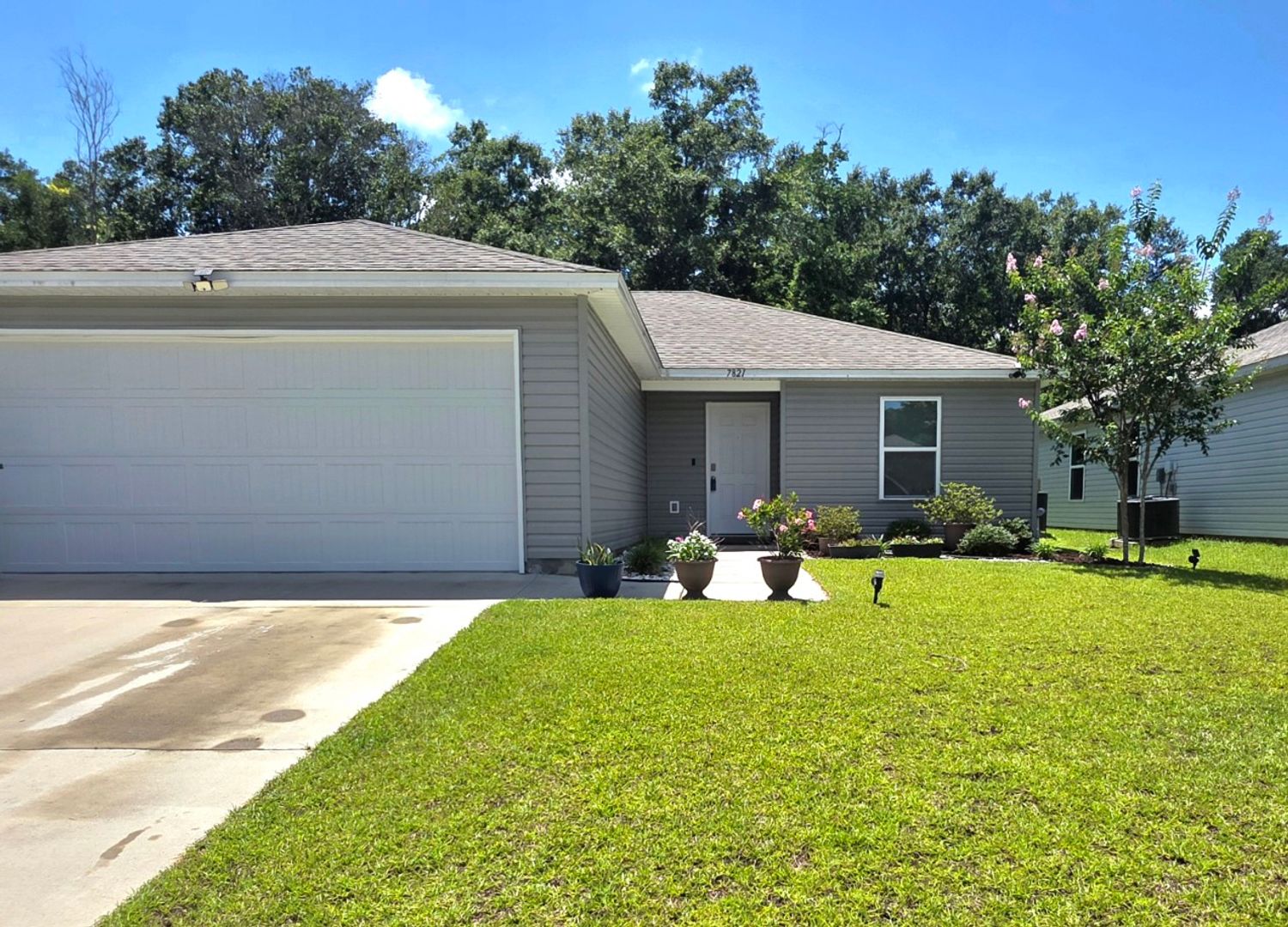 Pensacola House: 7821 Maxton Rd