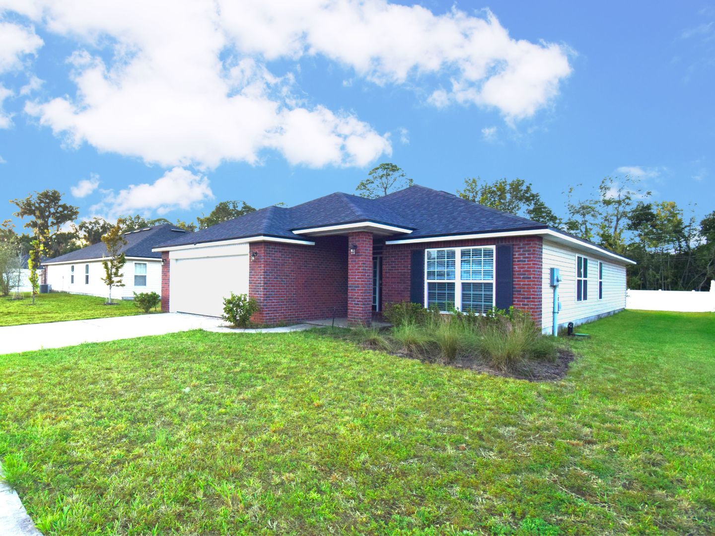Jacksonville House: 7285 Gateway Court