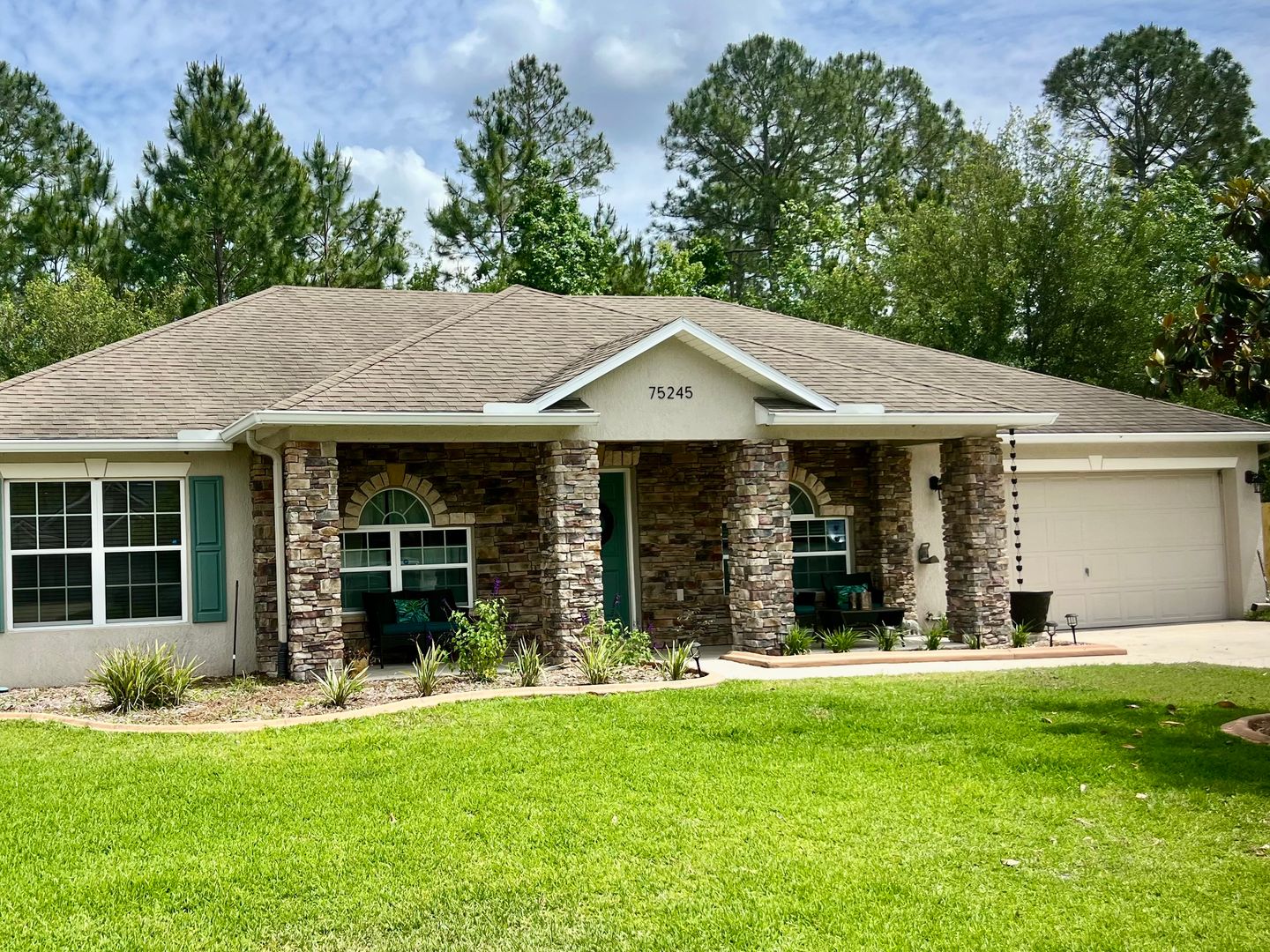Yulee House: 75245 Fern Creek Dr