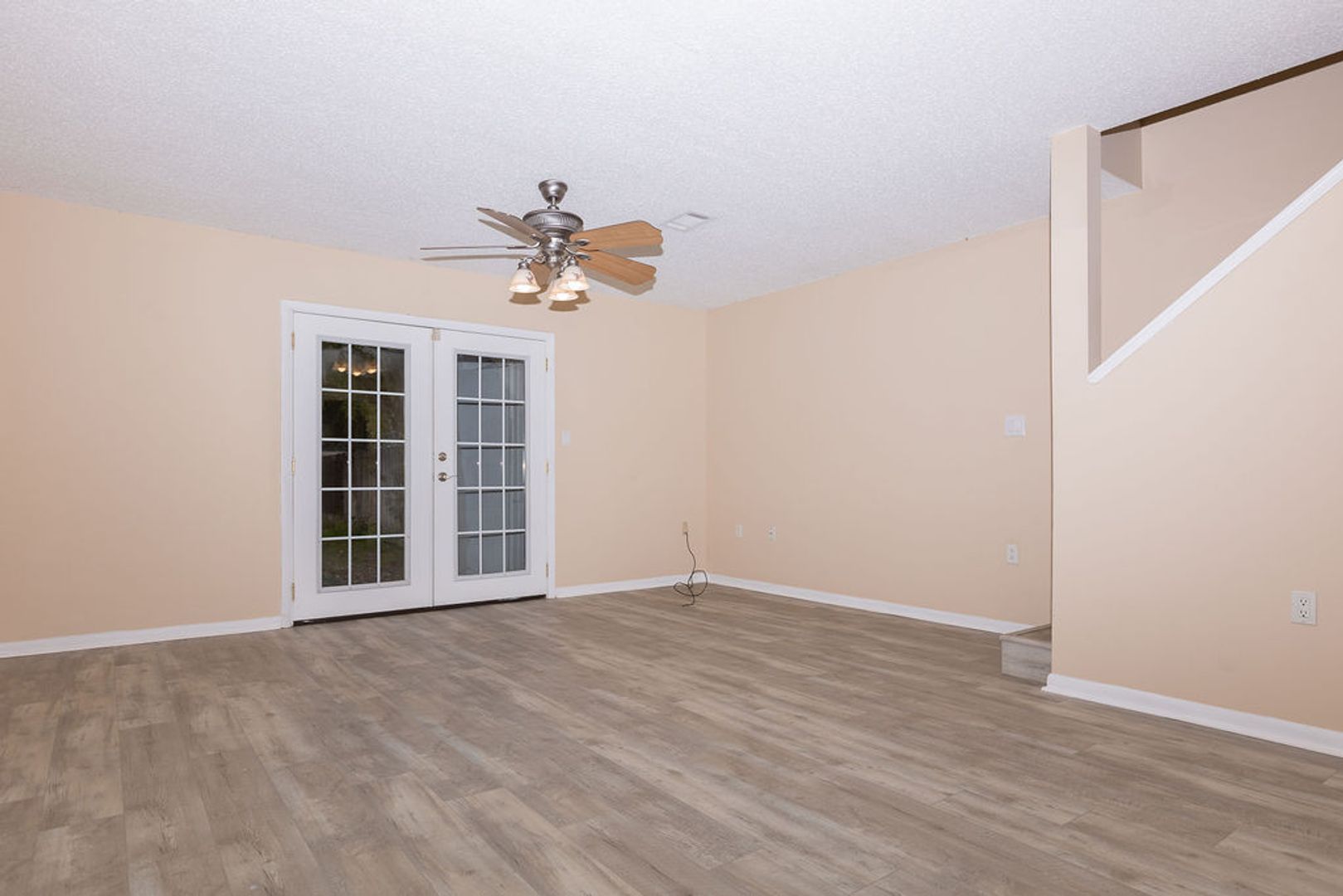 SHALIMAR Townhome: 44 BERWICK CIRCLE