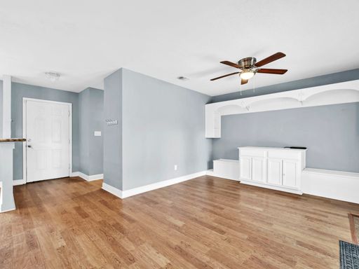 Pleasant 3 Bedroom Home for Rent! – photo 1
