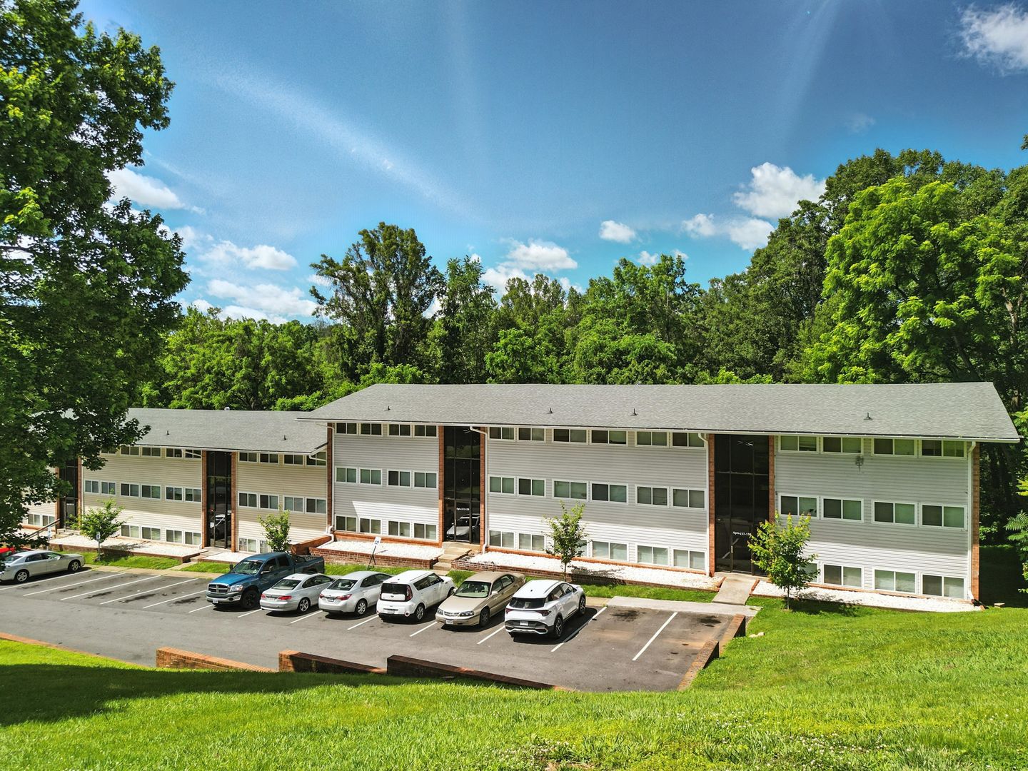 Lynchburg Apartment: 2075 Langhorne Road