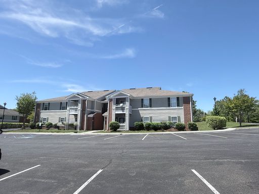 3 Bedroom 2 Bathroom Apartment Available in Radford, VA $1,305 /Mo -Income restrictions apply – photo 1