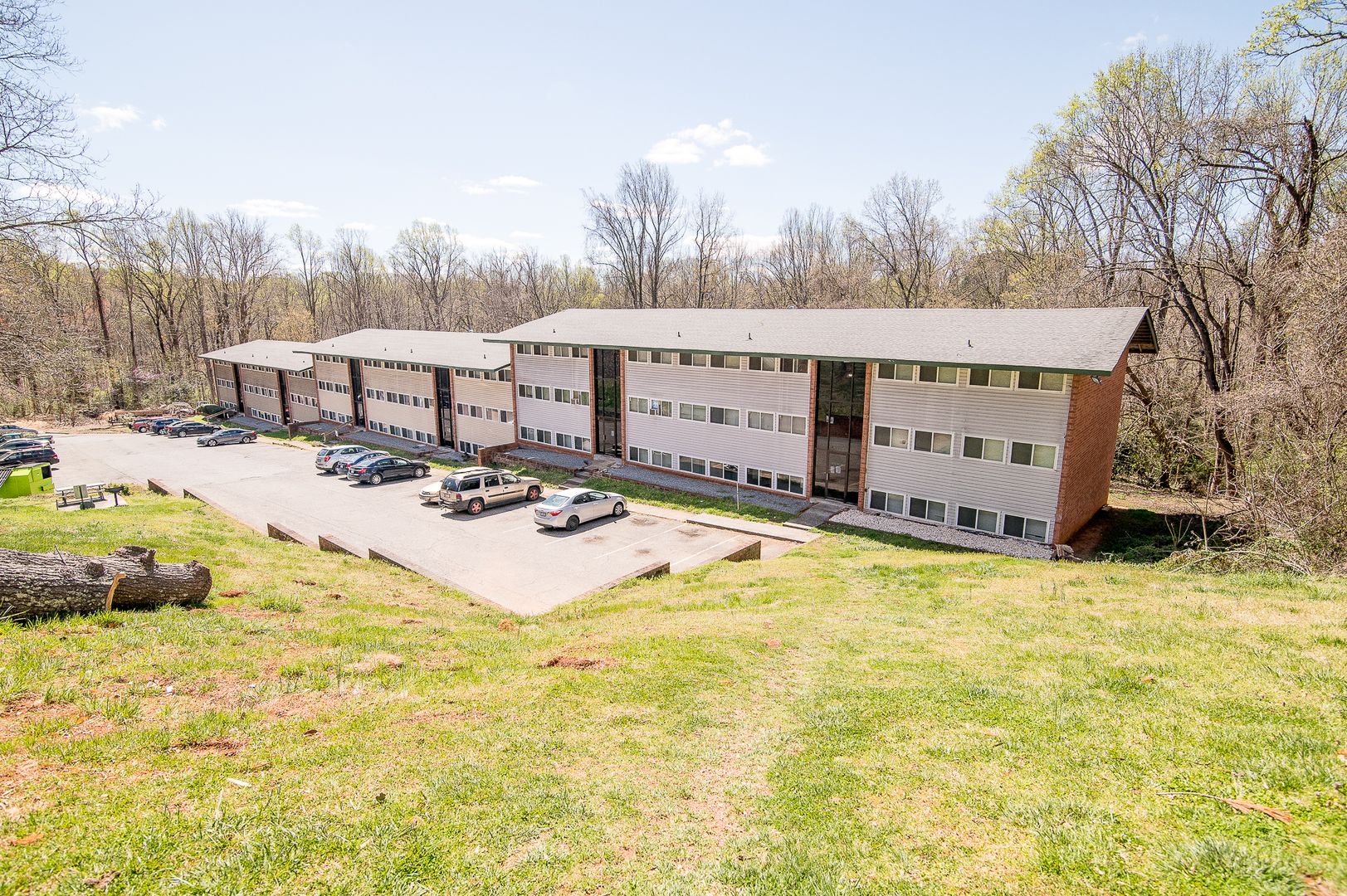 Lynchburg Apartment: 2075 Langhorne Road