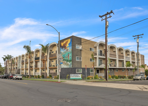 500 Ximeno Ave., 203 – photo 1