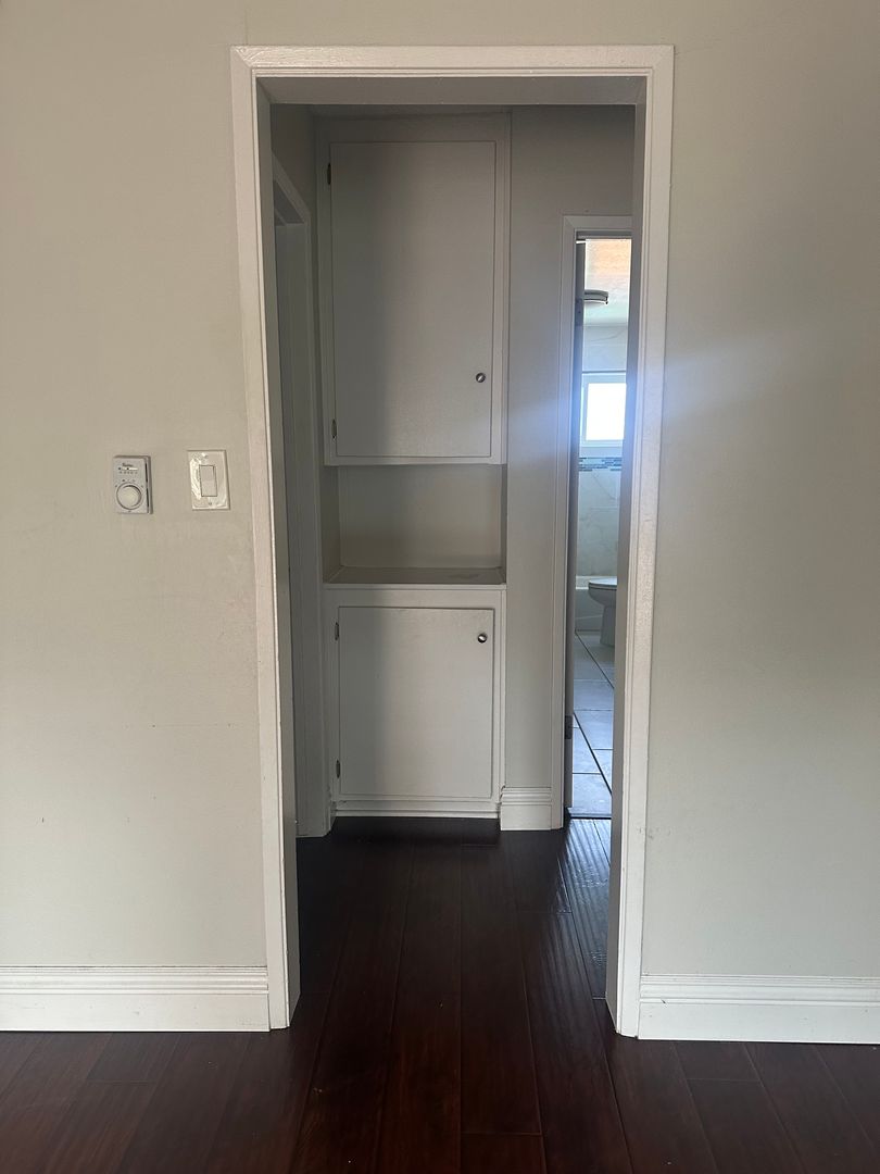 Long Beach Apartment: 500 Ximeno Ave.