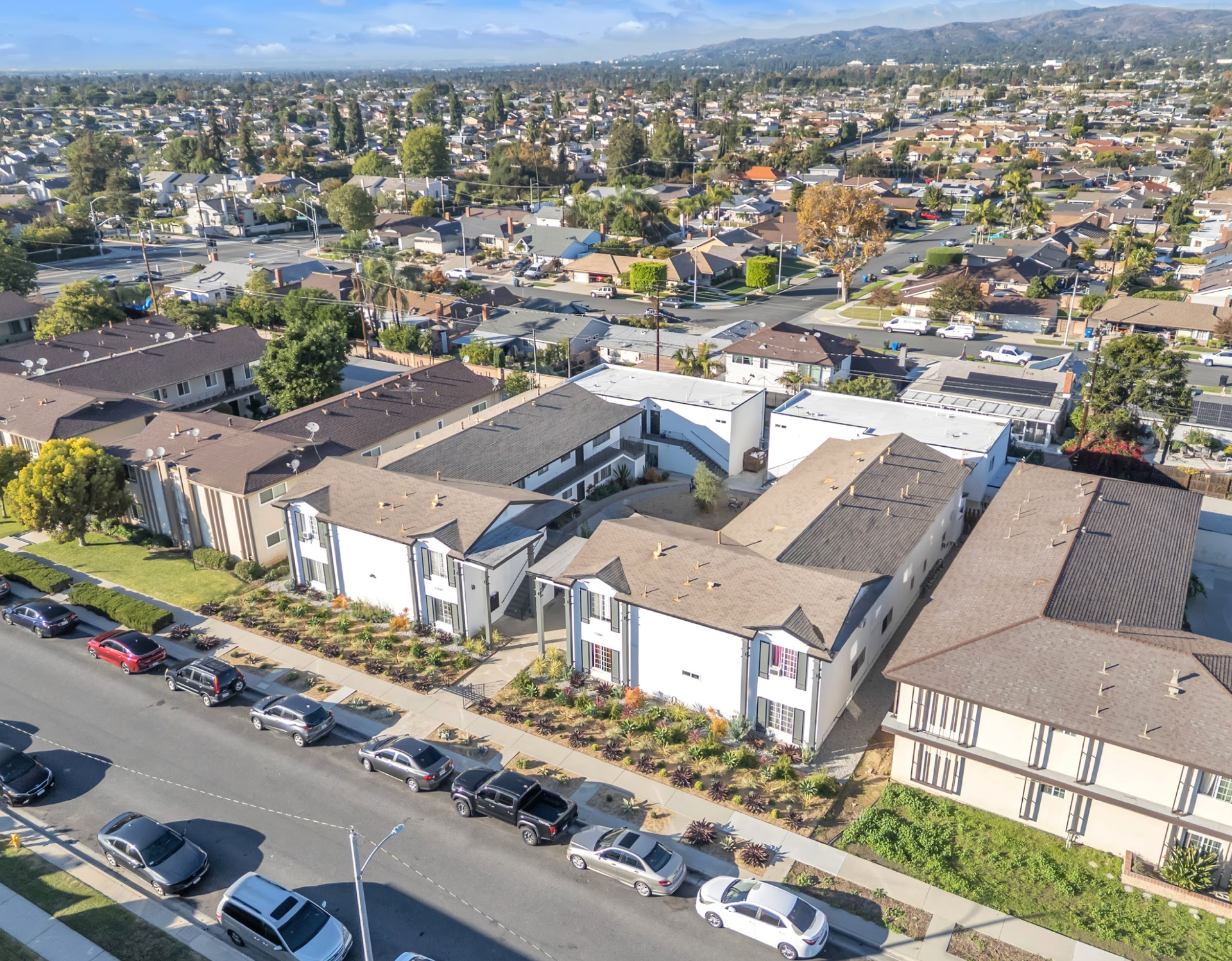 Whittier Apartment: 15839 Landmark Dr