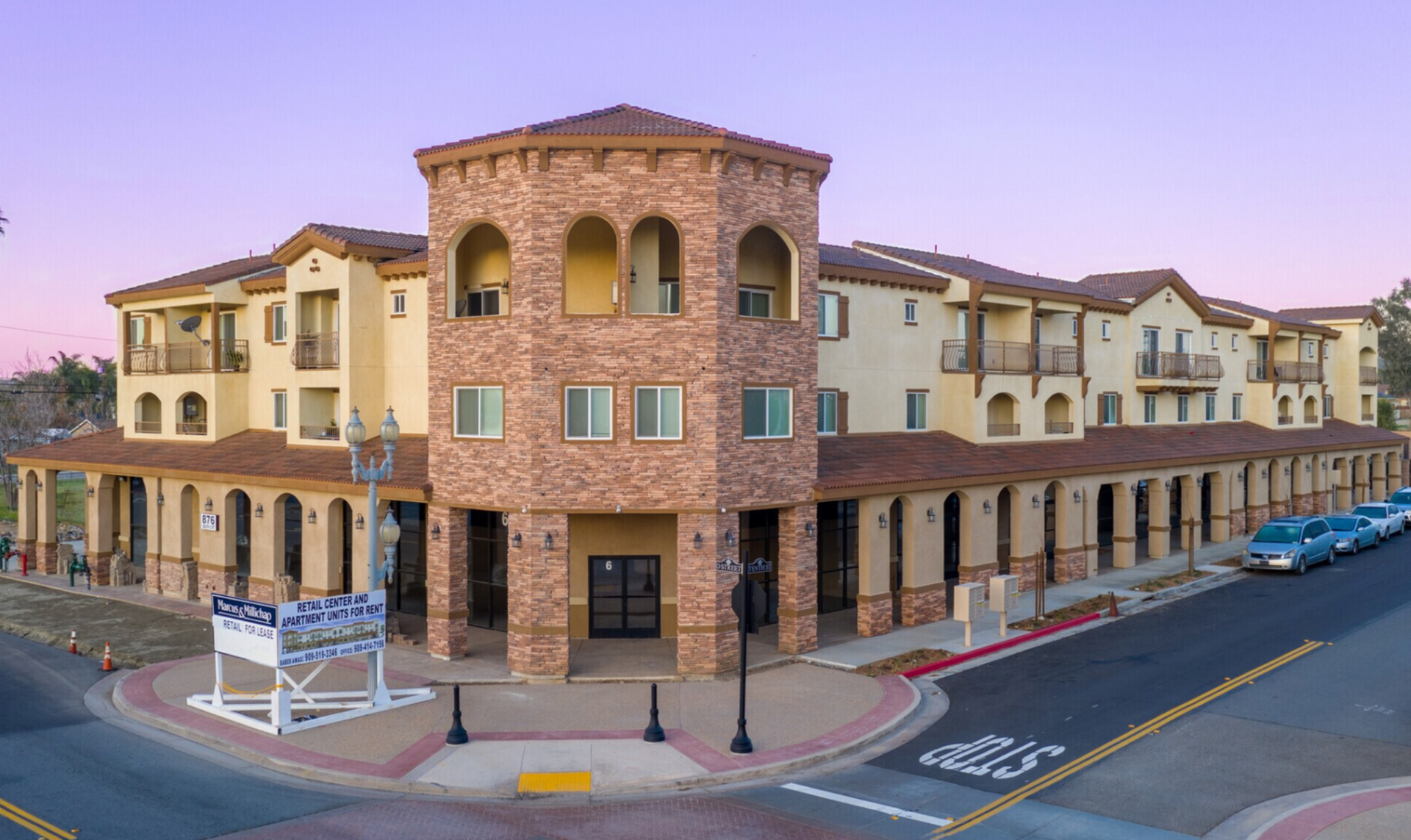 Perris Apartment: 876 S. D St.