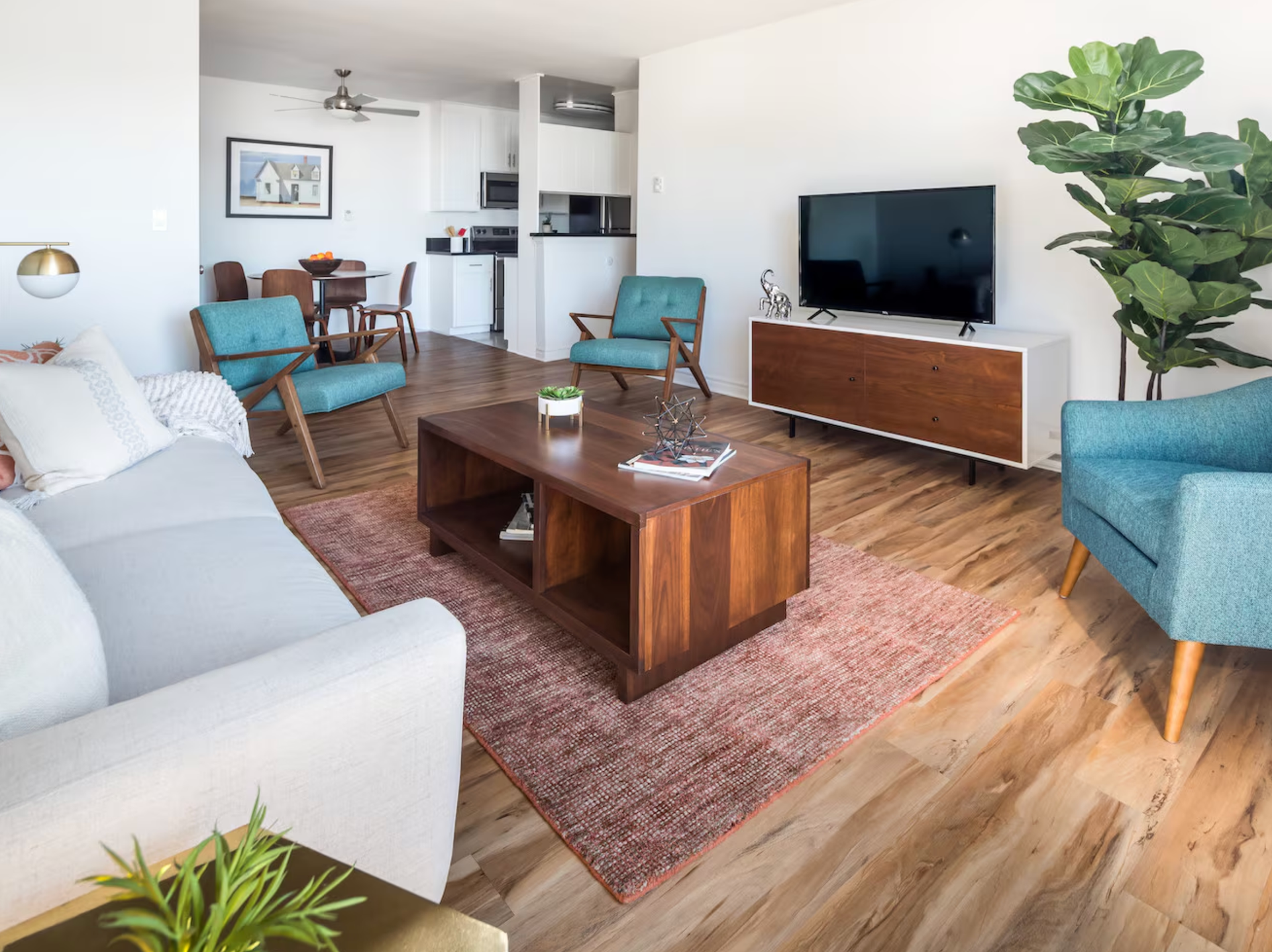 Cedar Apartments 3 of 4