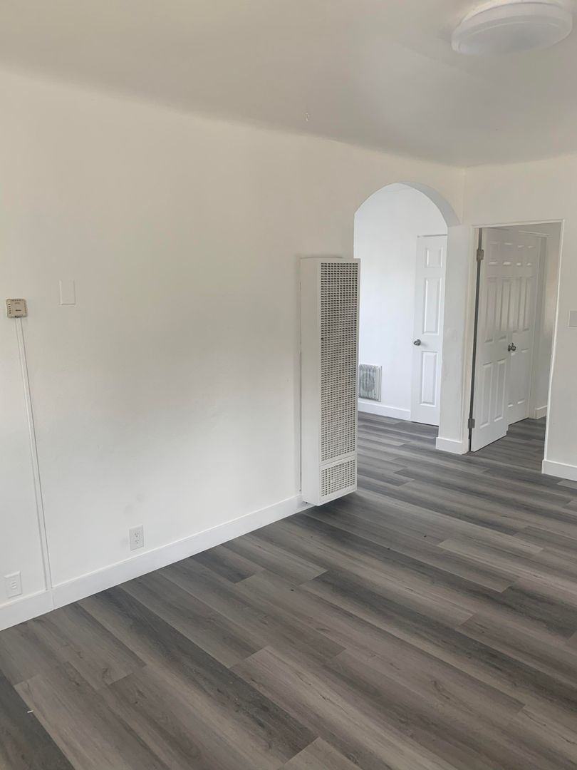 Pasadena Apartment: 2441-2445 White Street